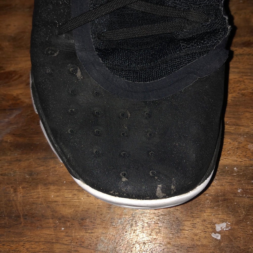 Curry 4s - Picture 3 of 6